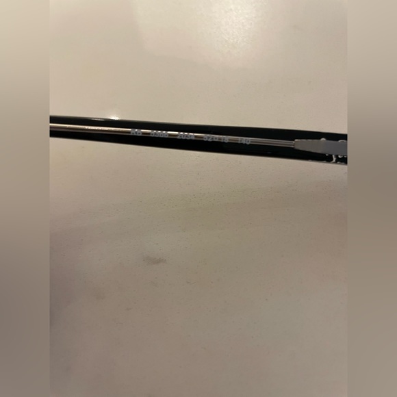 Ladies Ray Ban eye glasses wit black frames - Picture 3 of 4